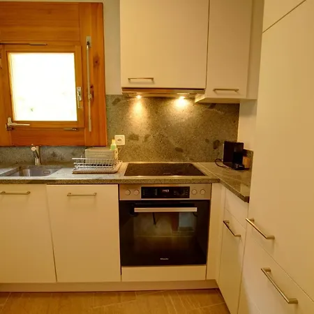 아파트 Chesa Munteratsch 2-zimmerwohnung 410 Typ E