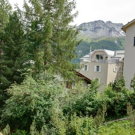 아파트 Chesa Munteratsch 2-zimmerwohnung 410 Typ E 실파플라나